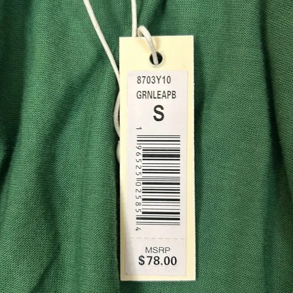 Max Studio NWT Elastic waist short Green floral print Skirt. SMALL - Picture 10 of 10